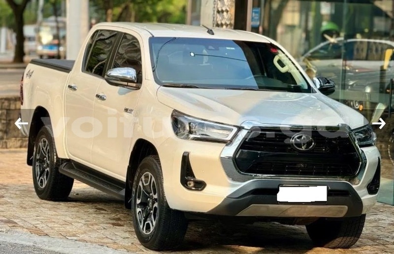 Big with watermark toyota hilux estuaire libreville 8269