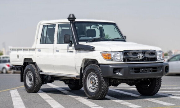 Buy Used Toyota Land Cruiser White Car in Libreville in Estuary Buy Used Toyota Land Cruiser White Car in Libreville in Estuary