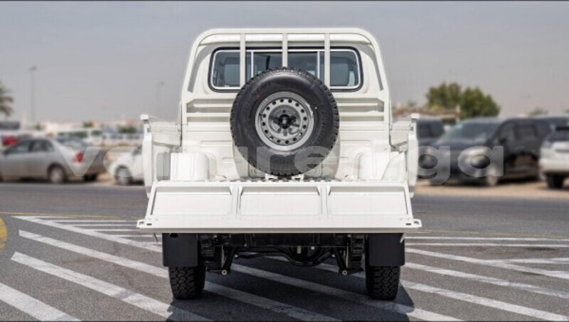 Big with watermark toyota land cruiser estuaire libreville 8271