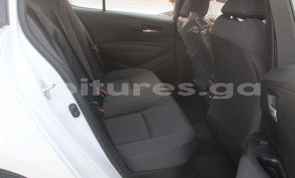 Buy Used Toyota Corolla White Car in Libreville in Estuary Buy Used Toyota Corolla White Car in Libreville in Estuary
