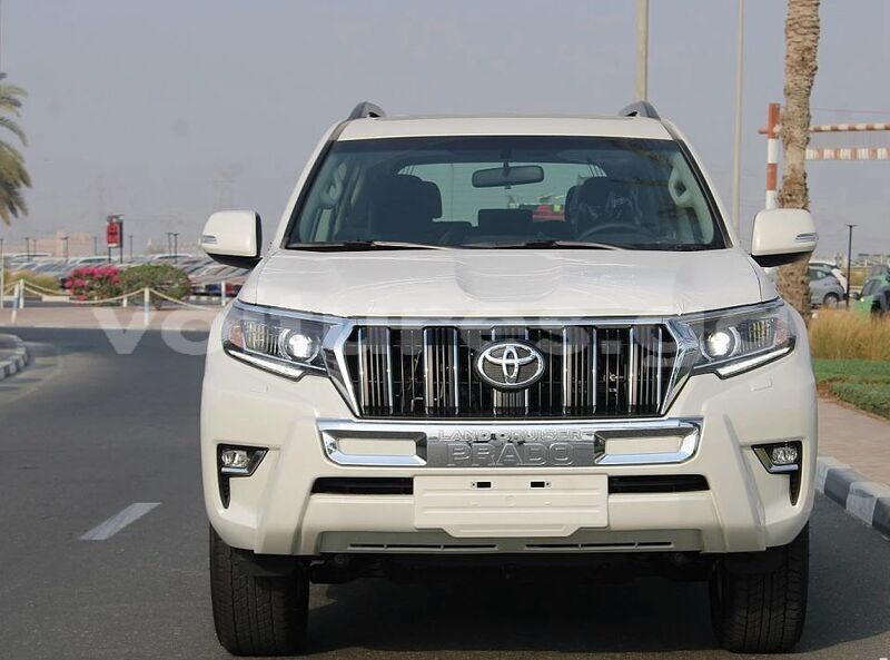 Big with watermark toyota land cruiser prado estuaire libreville 8275