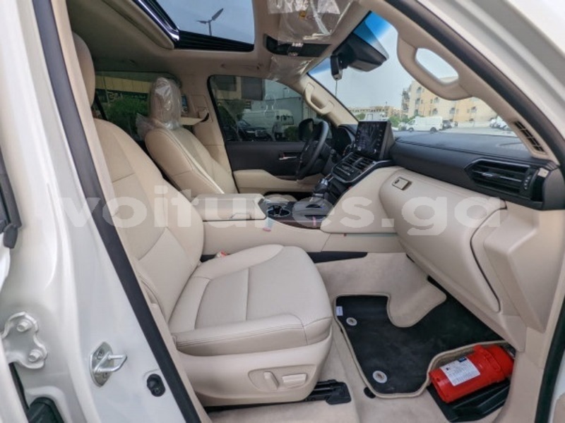 Big with watermark toyota land cruiser estuaire libreville 8277