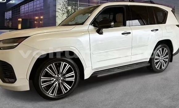 Buy Used Lexus LX White Car in Libreville in Estuary Buy Used Lexus LX White Car in Libreville in Estuary