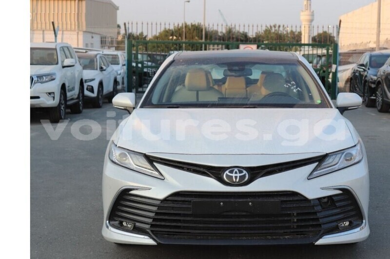 Big with watermark toyota camry estuaire libreville 8282