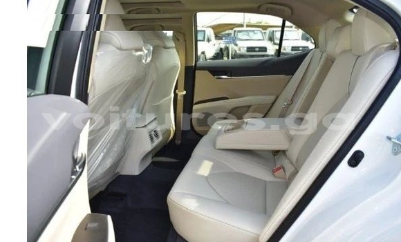 Buy Used Toyota Camry White Car in Libreville in Estuary Buy Used Toyota Camry White Car in Libreville in Estuary