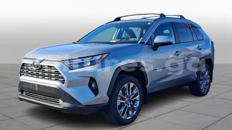 Big with watermark toyota rav4 estuaire libreville 8285
