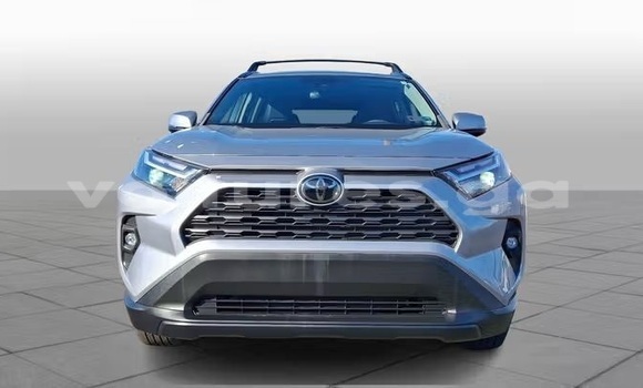 Buy Used Toyota RAV4 Silver Car in Libreville in Estuary Buy Used Toyota RAV4 Silver Car in Libreville in Estuary