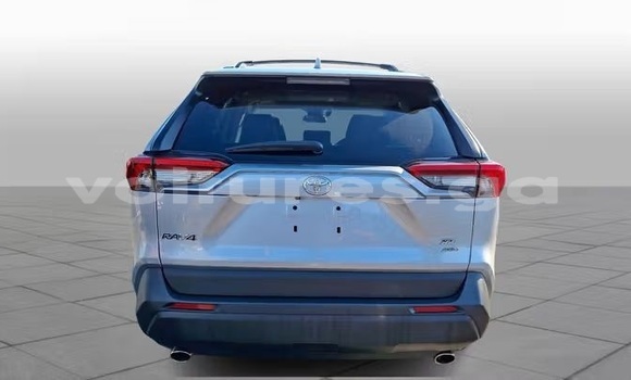 Buy Used Toyota RAV4 Silver Car in Libreville in Estuary Buy Used Toyota RAV4 Silver Car in Libreville in Estuary