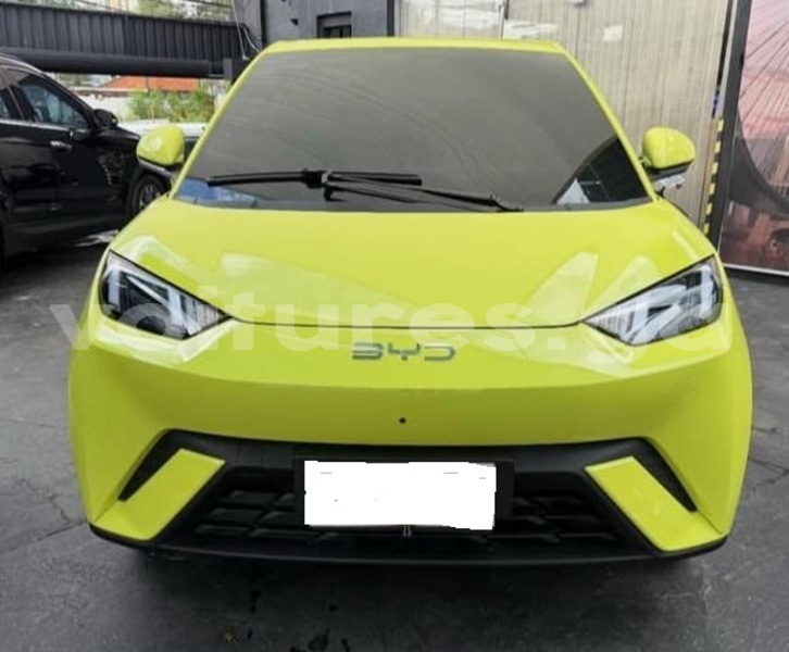 Big with watermark byd s6 estuaire libreville 8286