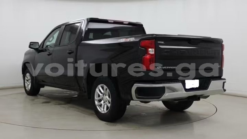 Big with watermark chevrolet silverado estuaire libreville 8289