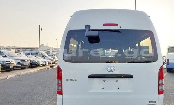 Buy Used Toyota Hiace White Car in Libreville in Estuary Buy Used Toyota Hiace White Car in Libreville in Estuary