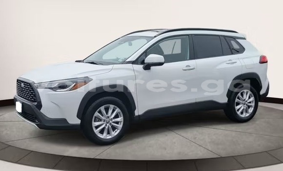 Buy Used Toyota Corolla Cross White Car in Libreville in Estuary Buy Used Toyota Corolla Cross White Car in Libreville in Estuary