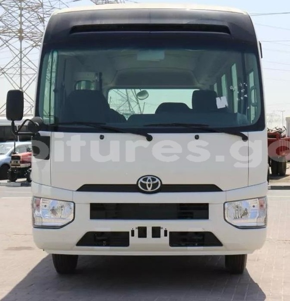 Big with watermark toyota coaster haut ogooue lekoni 8299