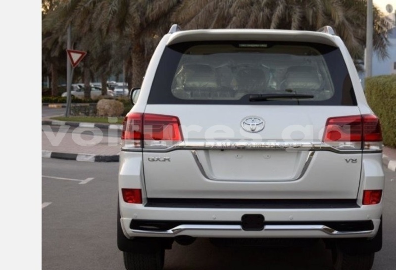 Big with watermark toyota land cruiser estuaire libreville 8310