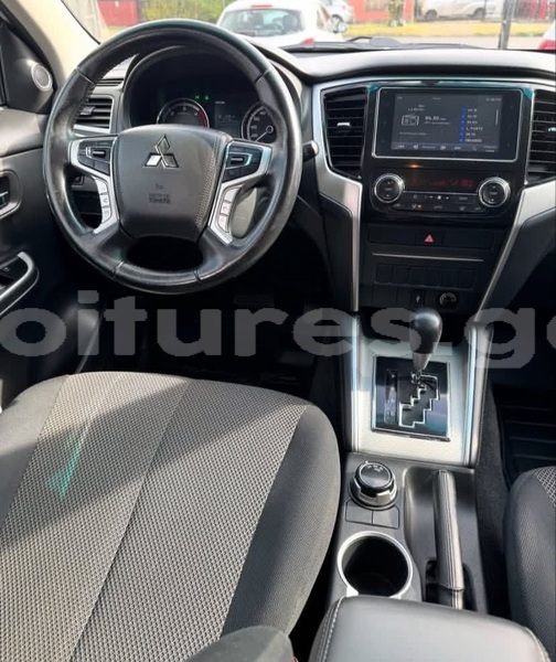 Big with watermark mitsubishi l200 estuaire libreville 8314