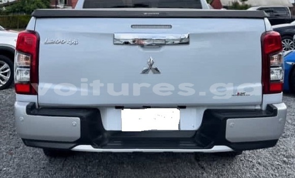 Buy Used Mitsubishi L200 White Car in Libreville in Estuary Buy Used Mitsubishi L200 White Car in Libreville in Estuary
