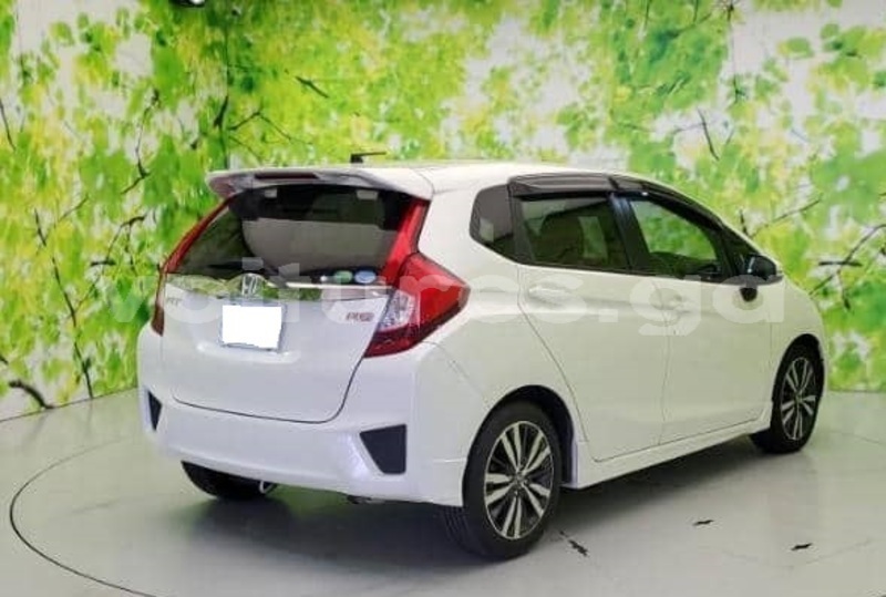 Big with watermark honda fit estuaire libreville 8315