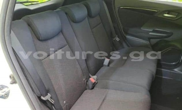 Buy Used Honda FIT White Car in Libreville in Estuary Buy Used Honda FIT White Car in Libreville in Estuary