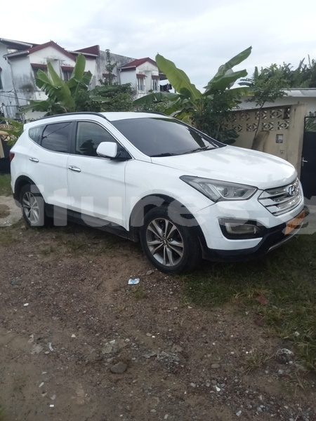 Big with watermark hyundai santa fe estuaire libreville 8316