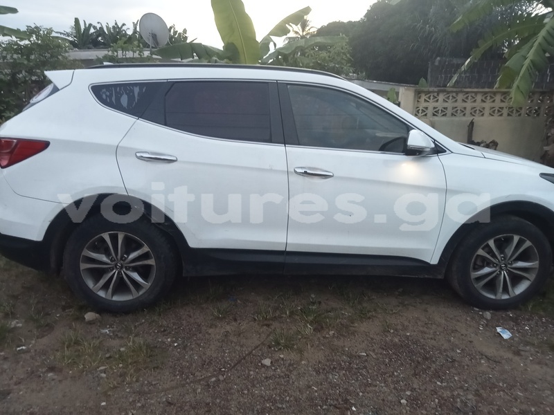 Big with watermark hyundai santa fe estuaire libreville 8316
