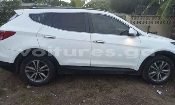 Buy Used Hyundai Santa Fe White Car in Libreville in Estuary Buy Used Hyundai Santa Fe White Car in Libreville in Estuary