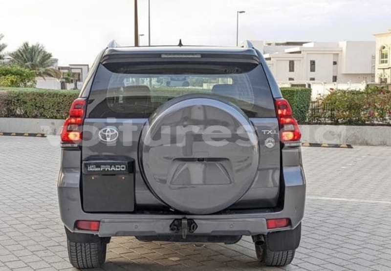 Big with watermark toyota land cruiser prado estuaire libreville 8317