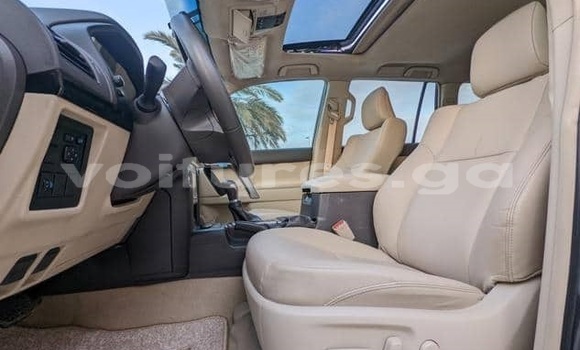 Buy Used Toyota Land Cruiser Prado Other Car in Libreville in Estuary Buy Used Toyota Land Cruiser Prado Other Car in Libreville in Estuary