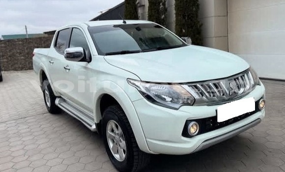 Acheter Occasion Voiture Mitsubishi L200 Blanc à Libreville, Estuaire Acheter Occasion Voiture Mitsubishi L200 Blanc à Libreville, Estuaire