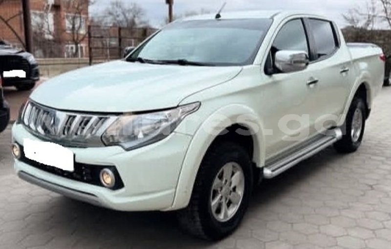 Big with watermark mitsubishi l200 estuaire libreville 8321