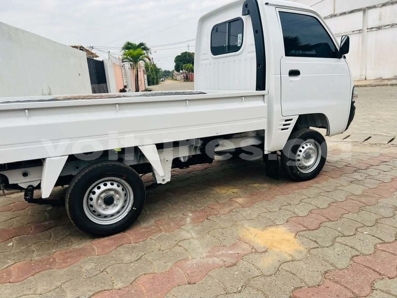 Big with watermark suzuki carry estuaire libreville 8322