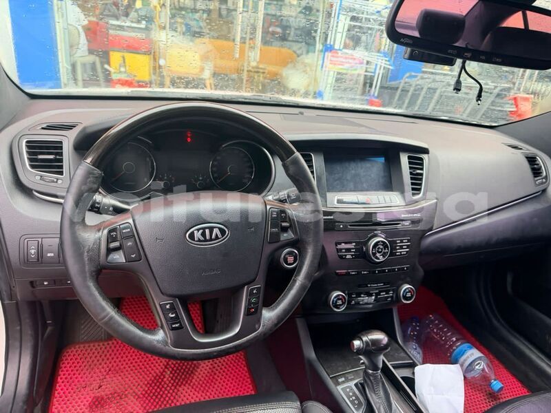 Big with watermark kia k5 estuaire libreville 8324