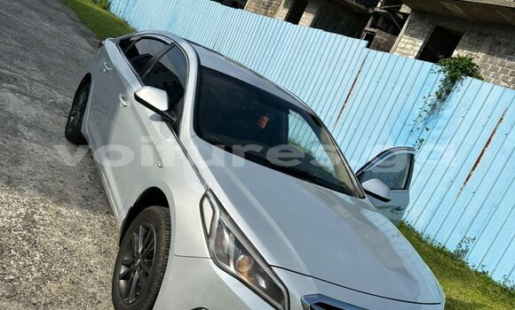 Acheter Occasion Voiture Hyundai Sonata Blanc à Libreville, Estuaire