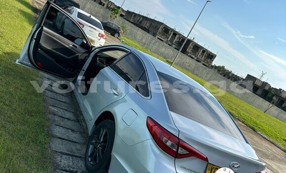 Buy Used Hyundai Sonata White Car in Libreville in Estuary Buy Used Hyundai Sonata White Car in Libreville in Estuary