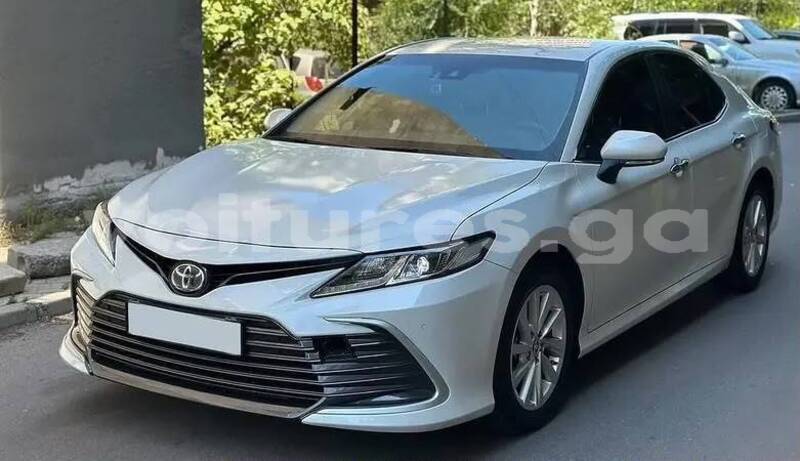 Big with watermark toyota camry haut ogooue lekoni 8331