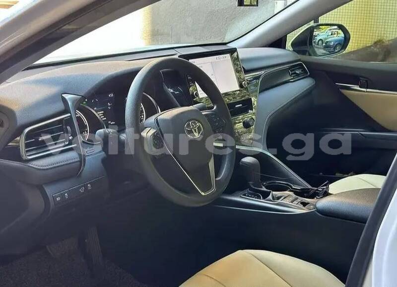 Big with watermark toyota camry haut ogooue lekoni 8331