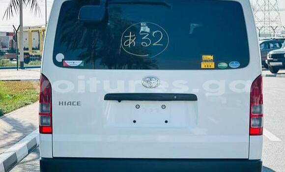 Acheter Occasion Voiture Toyota Hiace Blanc à Libreville, Estuaire Acheter Occasion Voiture Toyota Hiace Blanc à Libreville, Estuaire