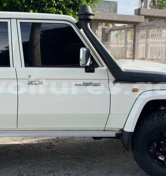Big with watermark toyota land cruiser estuaire libreville 8339