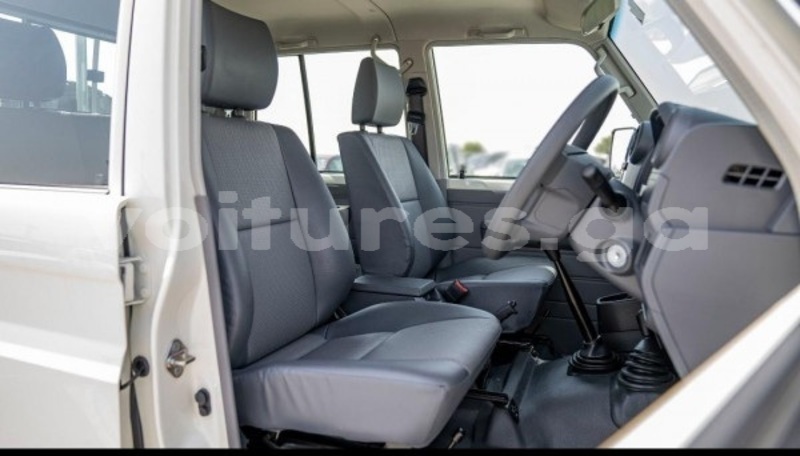 Big with watermark toyota land cruiser estuaire libreville 8339
