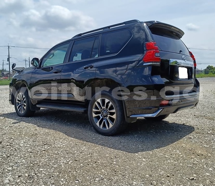 Big with watermark toyota land cruiser prado estuaire libreville 8340