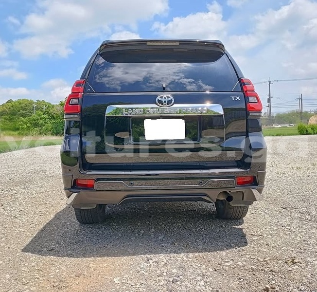 Big with watermark toyota land cruiser prado estuaire libreville 8340