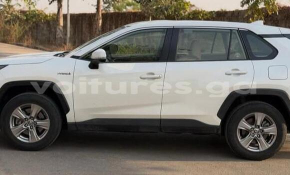 Acheter Occasion Voiture Toyota RAV4 Blanc à Libreville, Estuaire Acheter Occasion Voiture Toyota RAV4 Blanc à Libreville, Estuaire