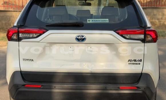 Acheter Occasion Voiture Toyota RAV4 Blanc à Libreville, Estuaire Acheter Occasion Voiture Toyota RAV4 Blanc à Libreville, Estuaire