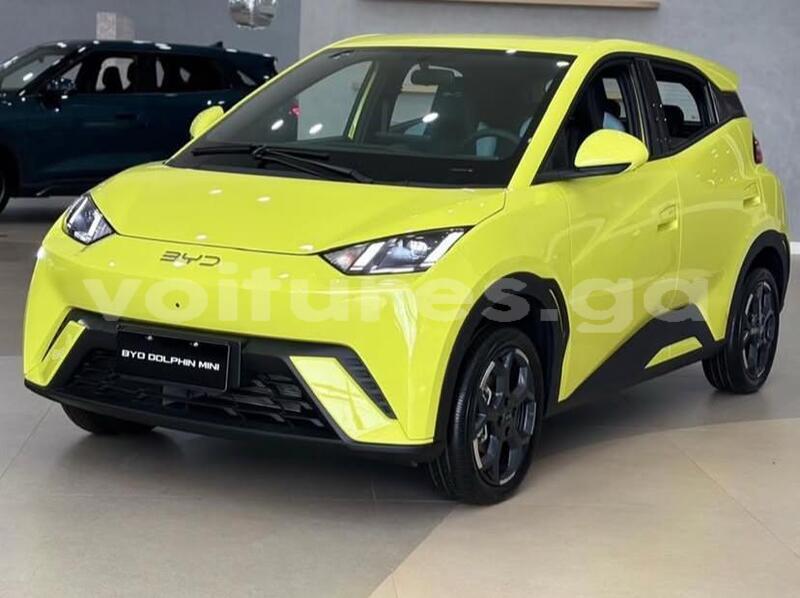 Big with watermark byd s6 estuaire libreville 8342