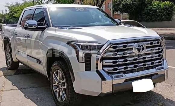 Acheter Occasion Voiture Toyota Tundra Blanc à Libreville, Estuaire