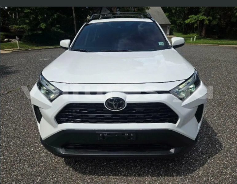 Big with watermark toyota rav4 ngounie fougamou 8351