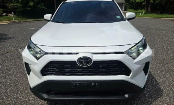 Acheter Occasion Voiture Toyota RAV4 Blanc à Fougamou, Ngounie