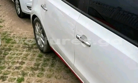 Acheter Occasion Voiture Hyundai i30 Blanc à Libreville, Estuaire Acheter Occasion Voiture Hyundai i30 Blanc à Libreville, Estuaire