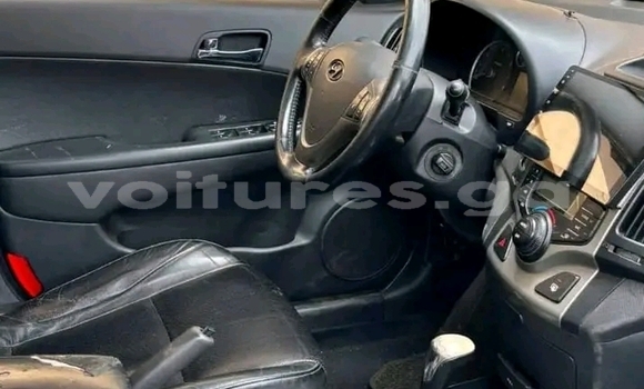 Acheter Occasion Voiture Hyundai i30 Blanc à Libreville, Estuaire Acheter Occasion Voiture Hyundai i30 Blanc à Libreville, Estuaire
