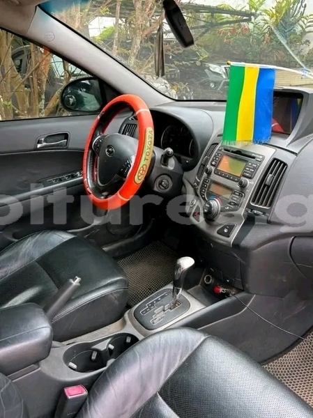 Big with watermark hyundai i30 estuaire libreville 8352