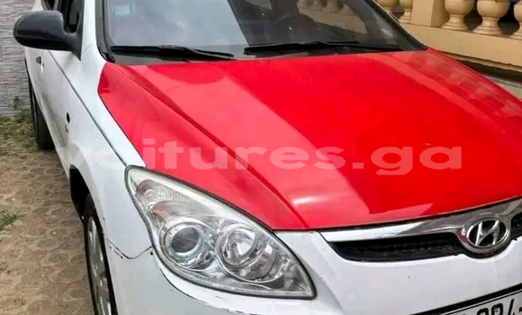 Acheter Occasion Voiture Hyundai i30 Blanc à Libreville, Estuaire Acheter Occasion Voiture Hyundai i30 Blanc à Libreville, Estuaire